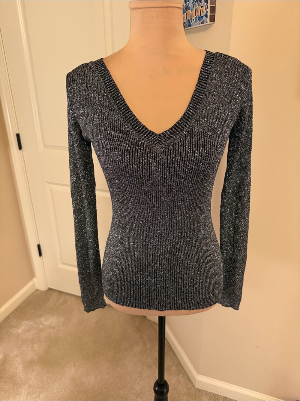 Vintage Women's Sparkle V-Neck Long Sleeve ribknit sweater- black